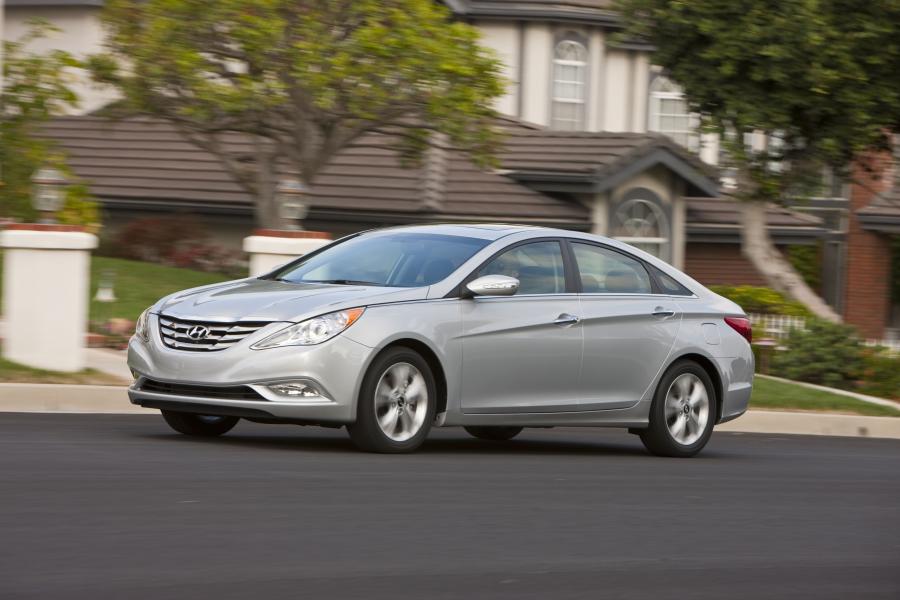  Hyundai Sonata 2011 года  (US) (фото 7 из 85)